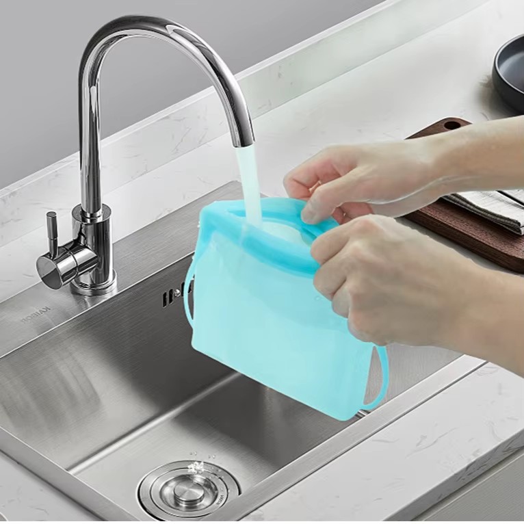 Reusable Silicone Food Storage Bags Food Grade Zipper Seal Set - Image 2